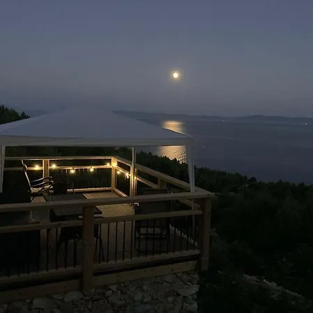 Falcon View Hvar Zavala